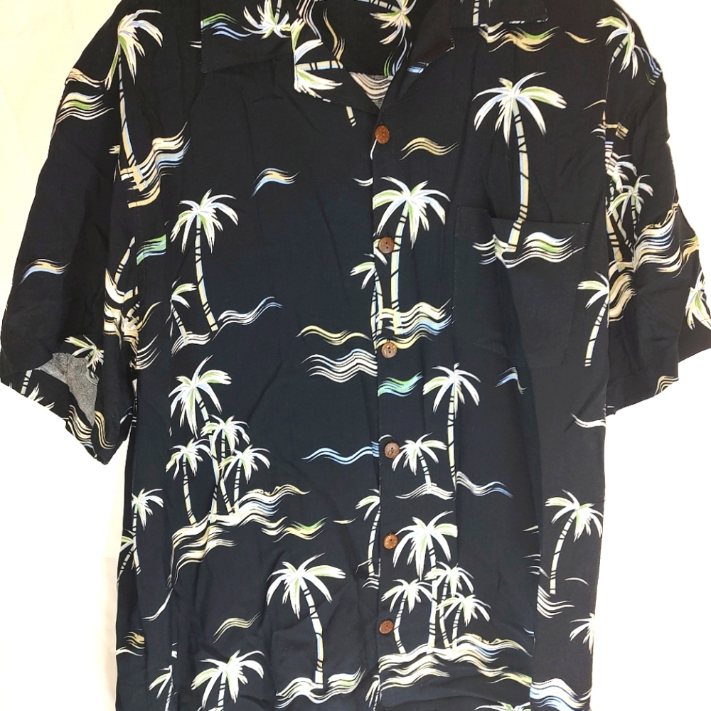 NWT Young USA Men's Large Hawaiian  Camp Shirt